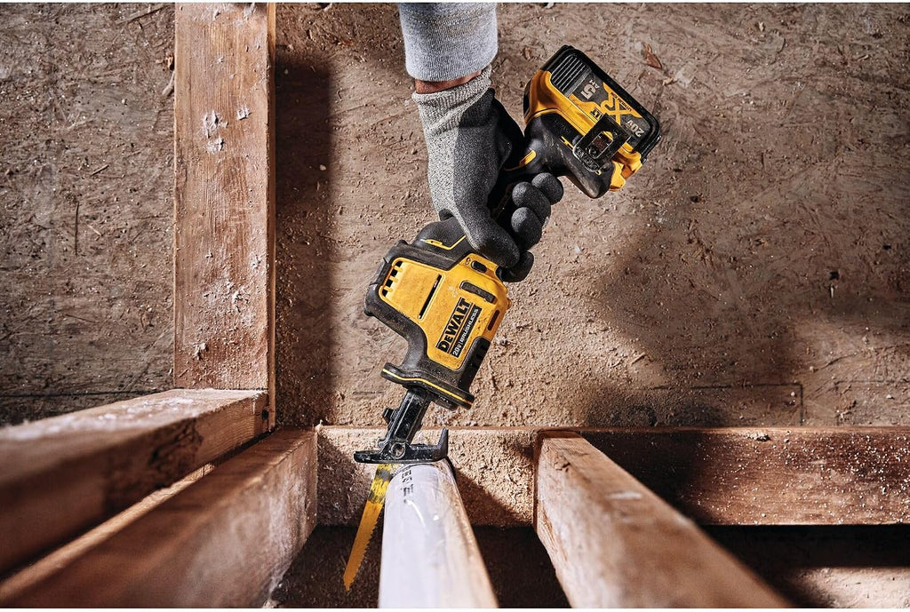 DEWALT ATOMIC 20V MAX One-Handed Reciprocating Saw, Tool Only (DCS369B)
